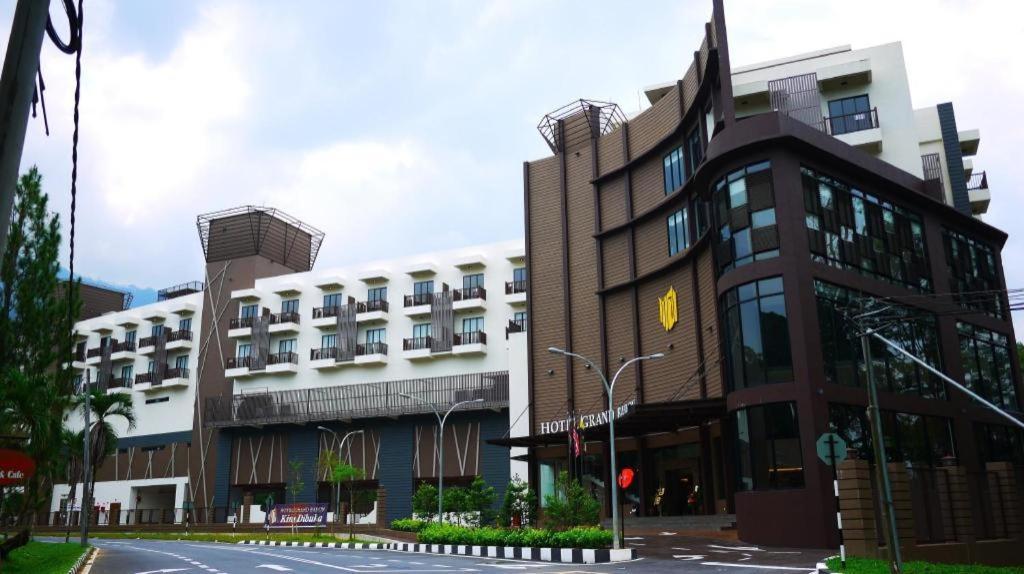 Hotel Grand Baron Taiping Bagian luar foto