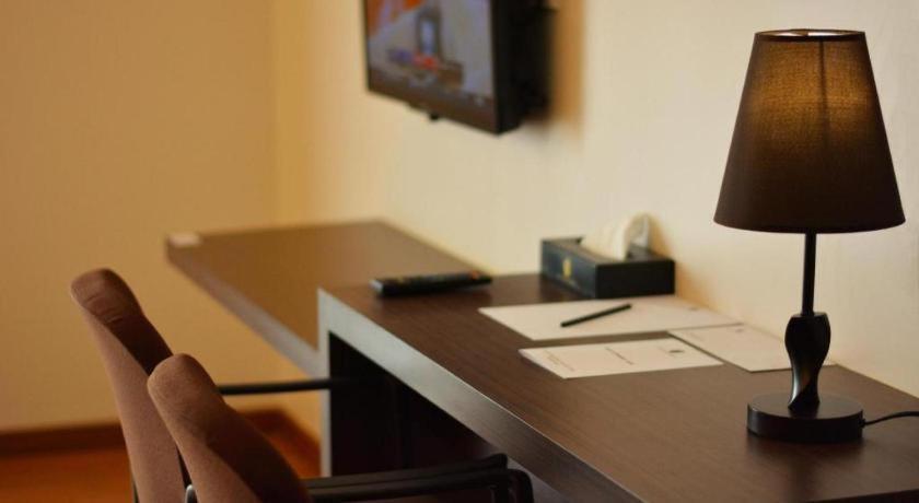 Hotel Grand Baron Taiping Bagian luar foto