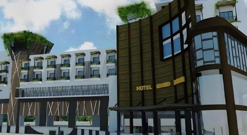 Hotel Grand Baron Taiping Bagian luar foto